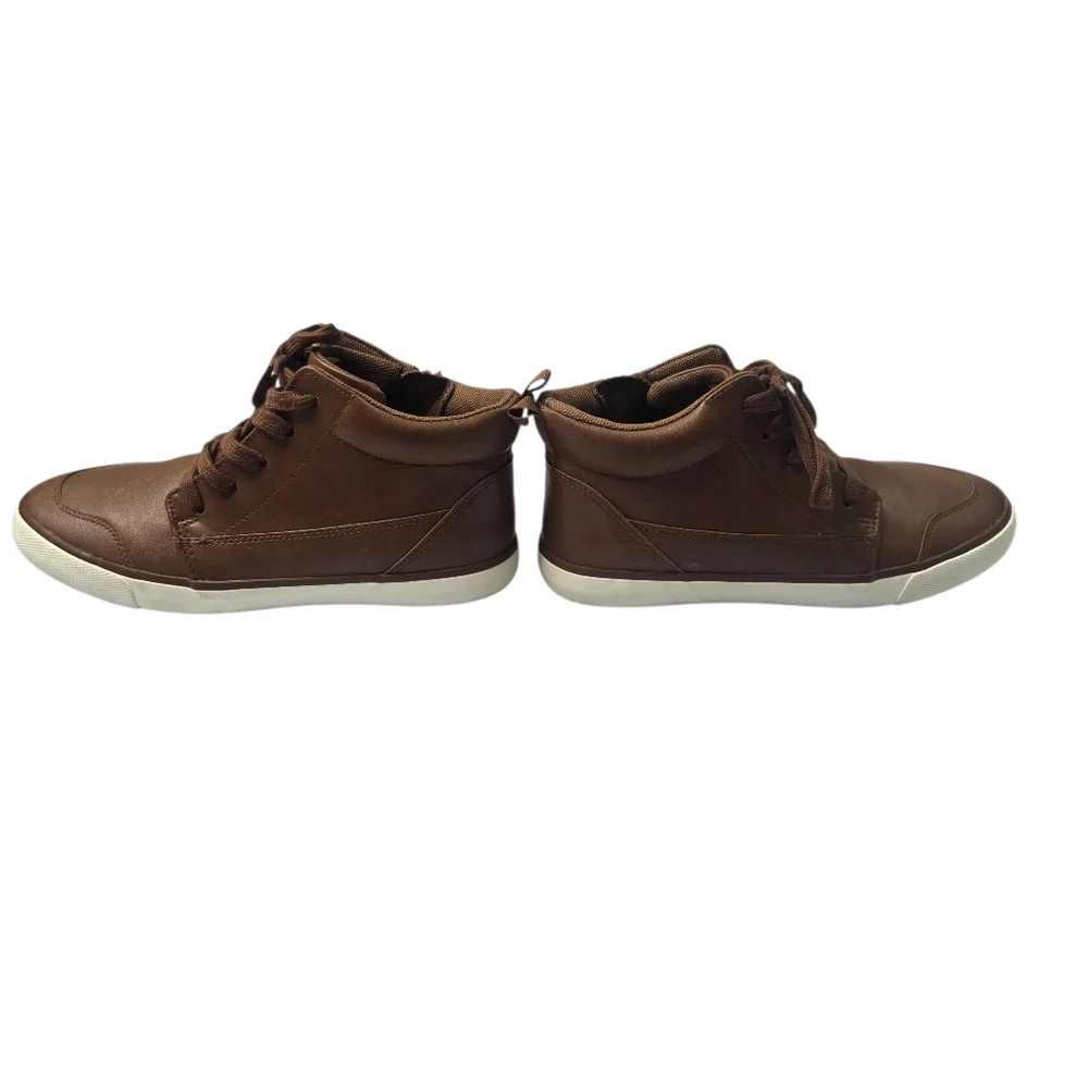 Wonder Nation boys' casual hi-top shoes
